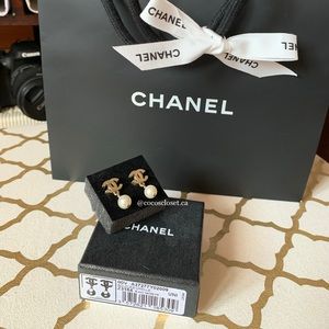 Chanel Pearl Drop Earrings